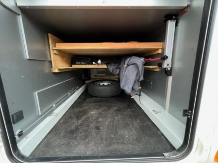 2017 Rapido 8096DF Auto