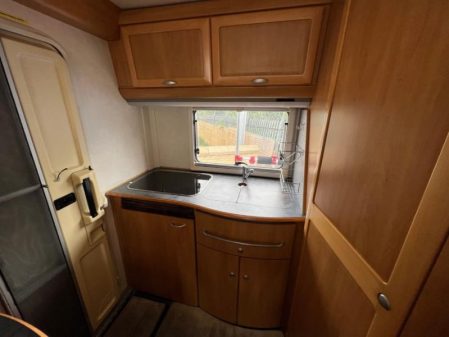 2000 Hymer B544