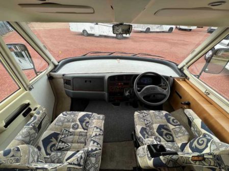 2000 Hymer B544