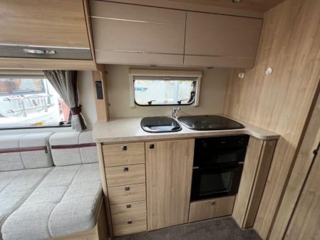 2016 Elddis Platinum 175