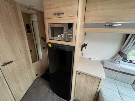 2016 Elddis Platinum 175