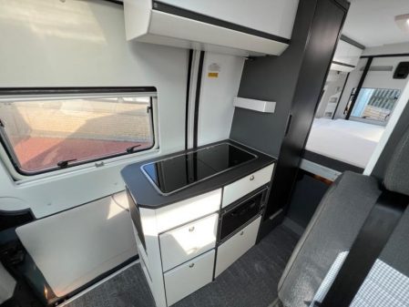 2022 Adria Twin 640 SGX Automatic