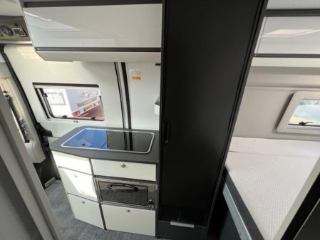 2022 Adria Twin 640 SGX Automatic