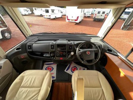 2013 Hymer B578