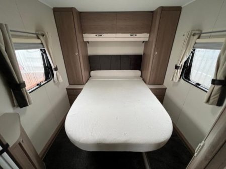 2018 Compass Connoisseur 550