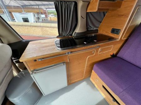 2002 Toyota Alphard