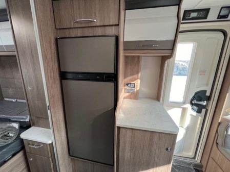 2024 Coachman VIP 675
