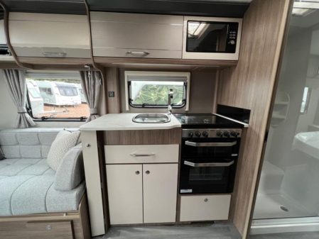 2024 Coachman Acadia 545