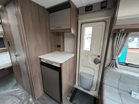 2024 Coachman Acadia 545