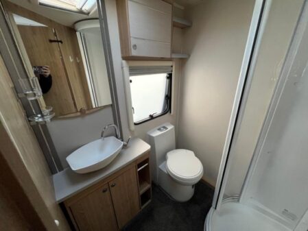 2018 Elddis Avante 586