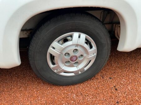 2008 Auto-Trail Apache 700