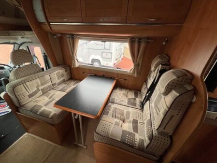 2008 Auto-Trail Apache 700