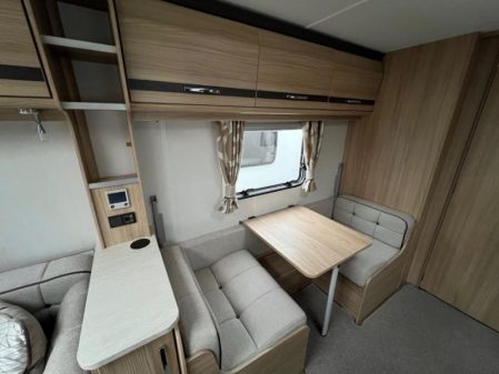 2017 Coachman Pastiche 520