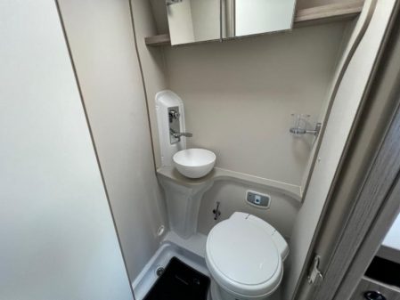 2022 Elddis Explorer CV40 Auto