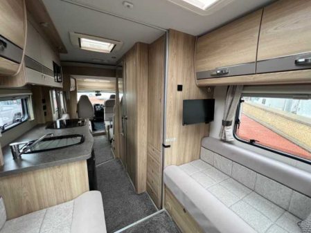 2019 Elddis Explorer 196