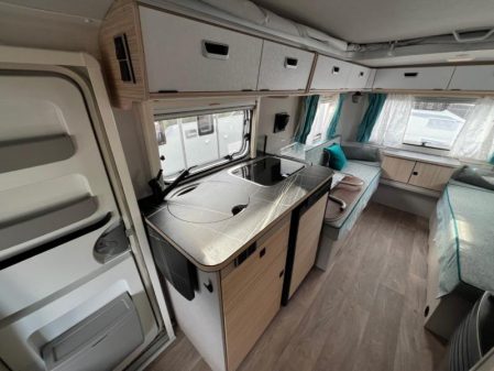 2024 Eriba Touring 540 Harbour Blue Edition