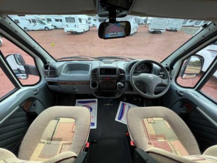 2005 Auto-Trail APACHE 670SE