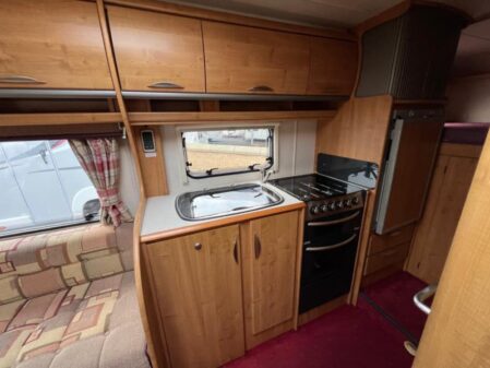 2005 Auto-Trail APACHE 670SE