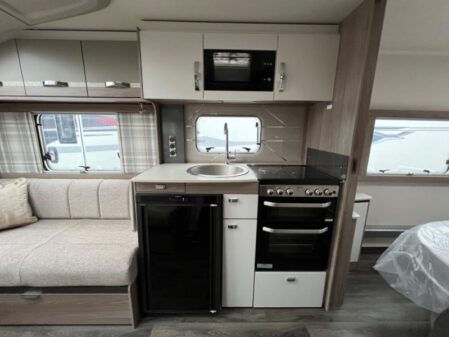 2024 Swift Challenger 580 SE