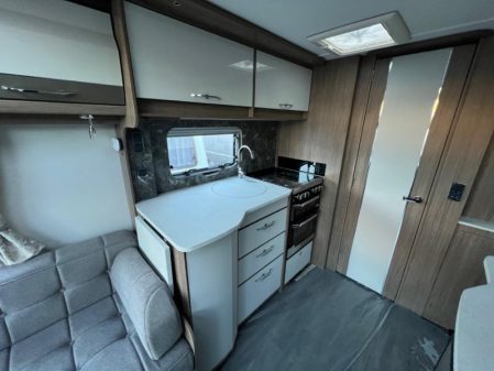 2024 Coachman VIP 460