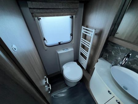 2024 Coachman VIP 460