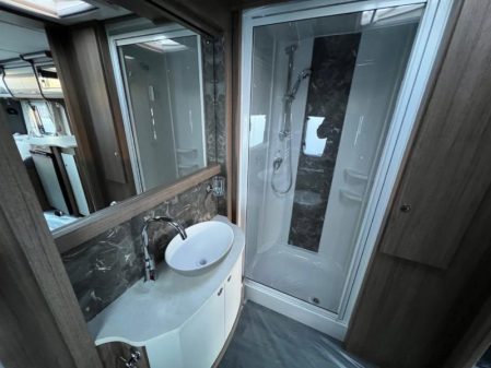 2024 Coachman VIP 460