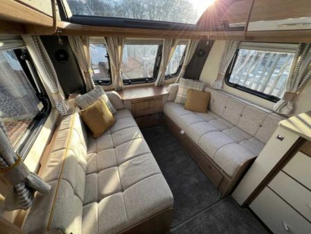 2018 Coachman VIP 575