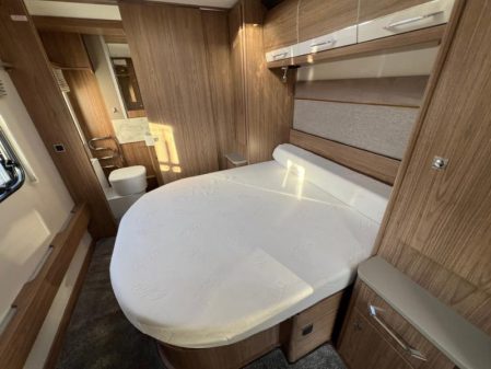 2018 Coachman VIP 575