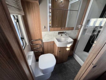 2018 Coachman VIP 575