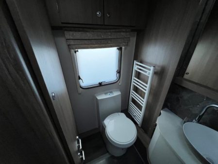 2024 Coachman VIP 520