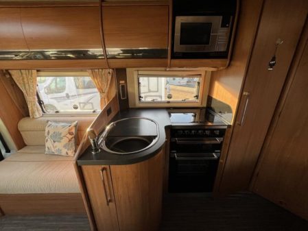 2014 Auto-Trail Tracker FB