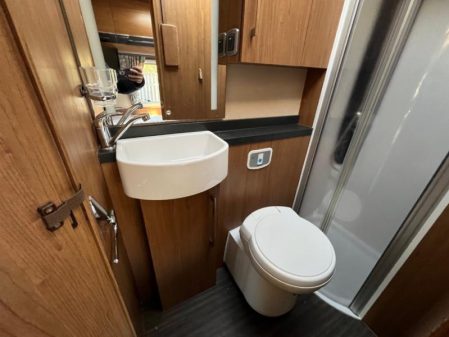 2014 Auto-Trail Tracker FB