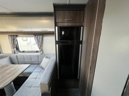 2022 Coachman Laser 620 Xtra