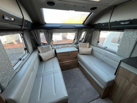2022 Swift Elegance 845