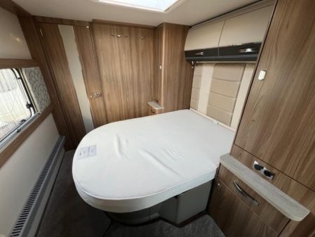 2022 Swift Elegance 845