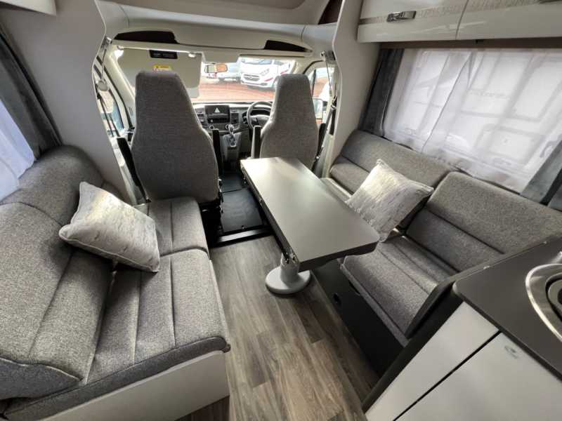 2024 Swift Voyager 564 Auto