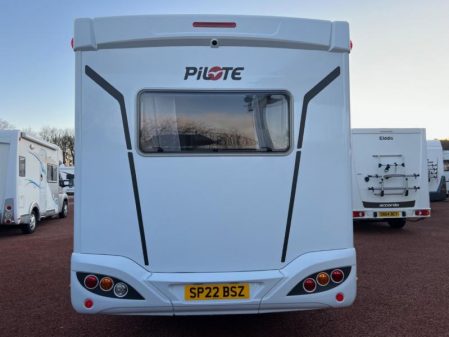 2022 Pilote Evidence 696 U