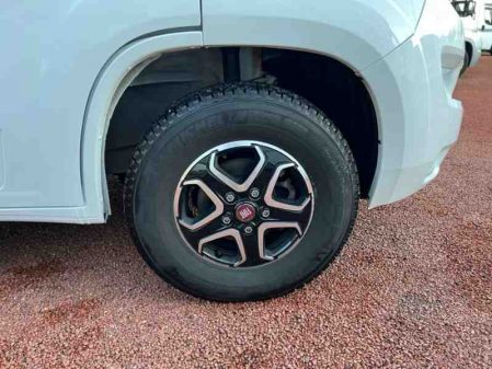 2022 Pilote Evidence 696 U