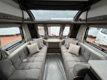 2024 Coachman VIP 565