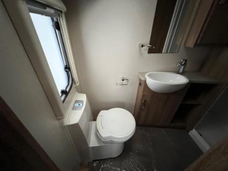 2015 Swift CHALLENGER 584