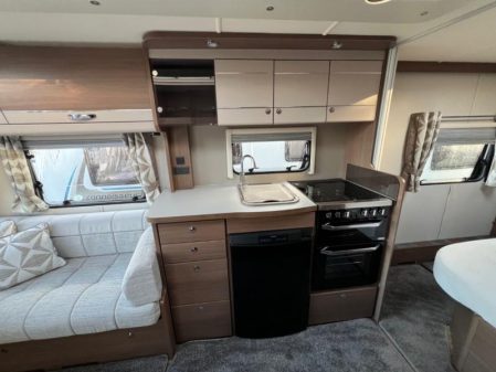 2017 Elddis Affinity 554