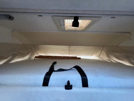 2000 Hymer B644