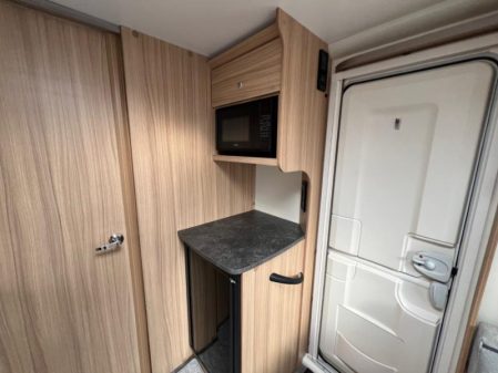 2022 Bailey Phoenix +640
Incl Mover