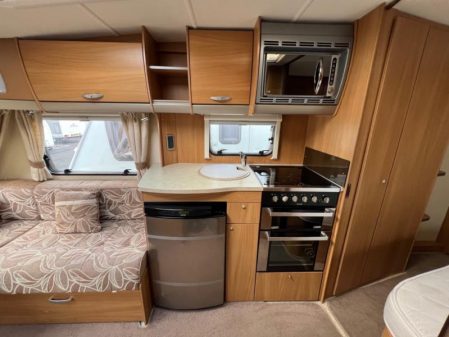 2011 Swift Charisma 550