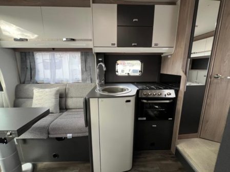 2024 Swift Voyager 564 Auto