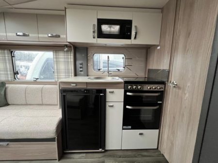 2024 Swift Challenger 560 SE