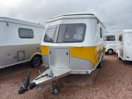 2024 Eriba Touring 530 Nugget Gold Edition