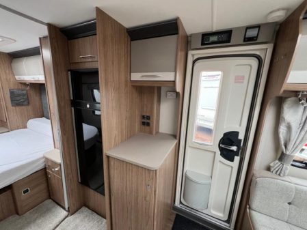 2019 Coachman Laser 675