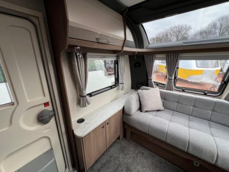 2023 Coachman Acadia 660 Xtra