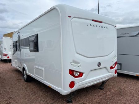 2022 Coachman VIP 565